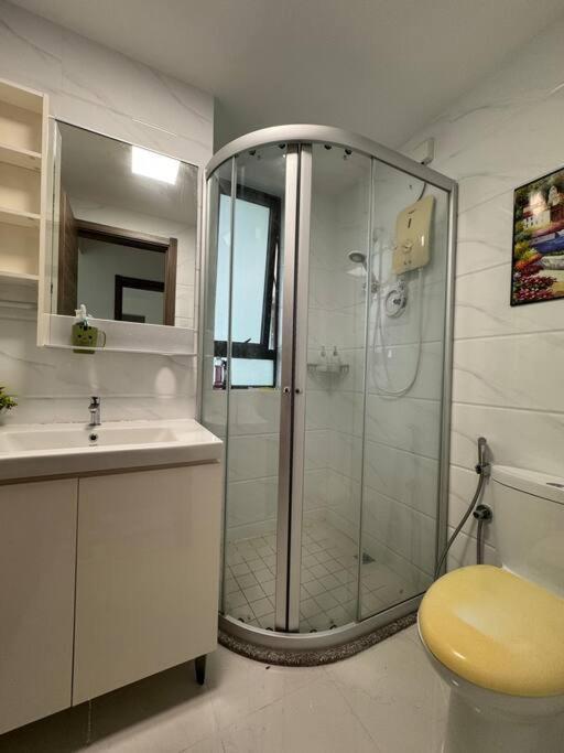 Apartment Oceanview Oasis 6 - 10pax 3r2b C0905 King's Gelang Patah